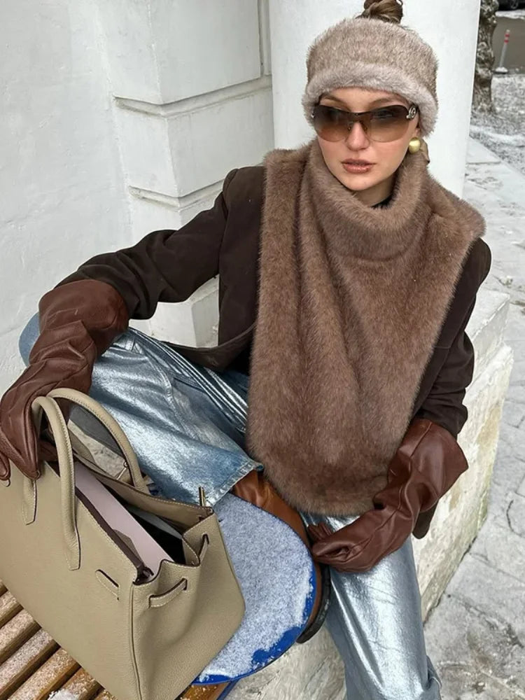Giulia Fur Vest Crop Top - Doelans